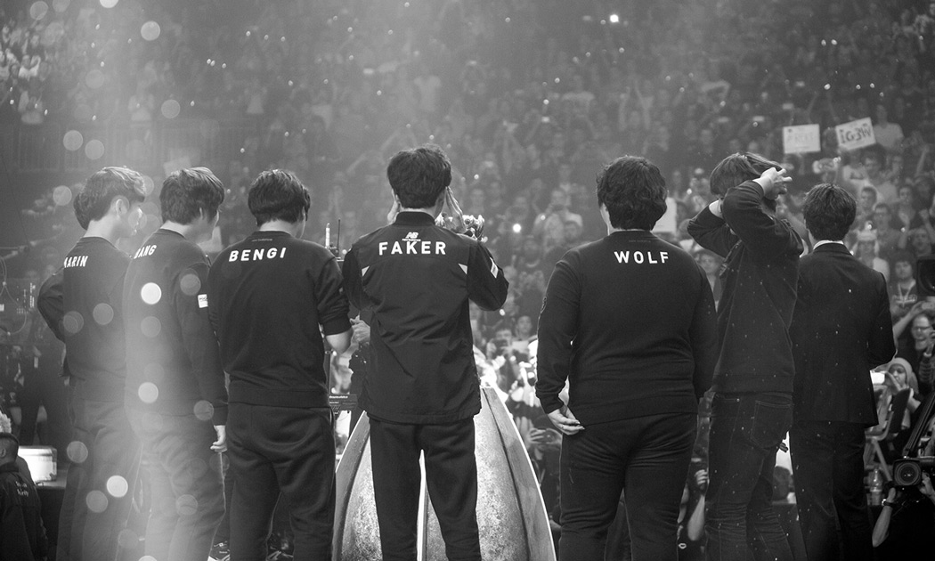 伤害转化率300%！RED中单用发条打出逆天数据。